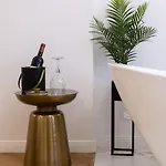 Eden Boutique - Garden & Spacious Cluj-Napoca