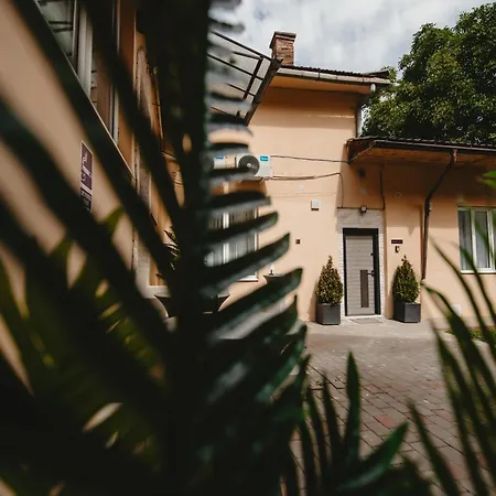 Eden Boutique - Garden & Spacious *