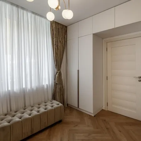 Eden Boutique - Garden & Spacious * Cluj-Napoca