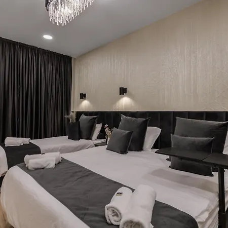 Eden Boutique - Garden & Spacious Apartamento