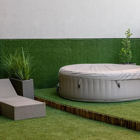 Eden Boutique - Garden & Spacious * Kaloşvar
