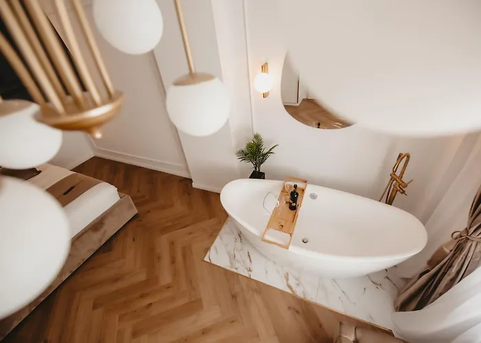 Eden Boutique - Garden & Spacious Apartamento Cluj-Napoca